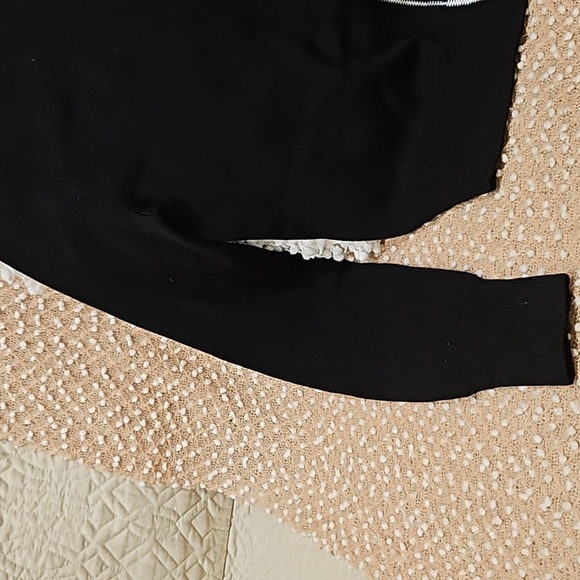 Theory Zip Sweater - Picture 9 of 14